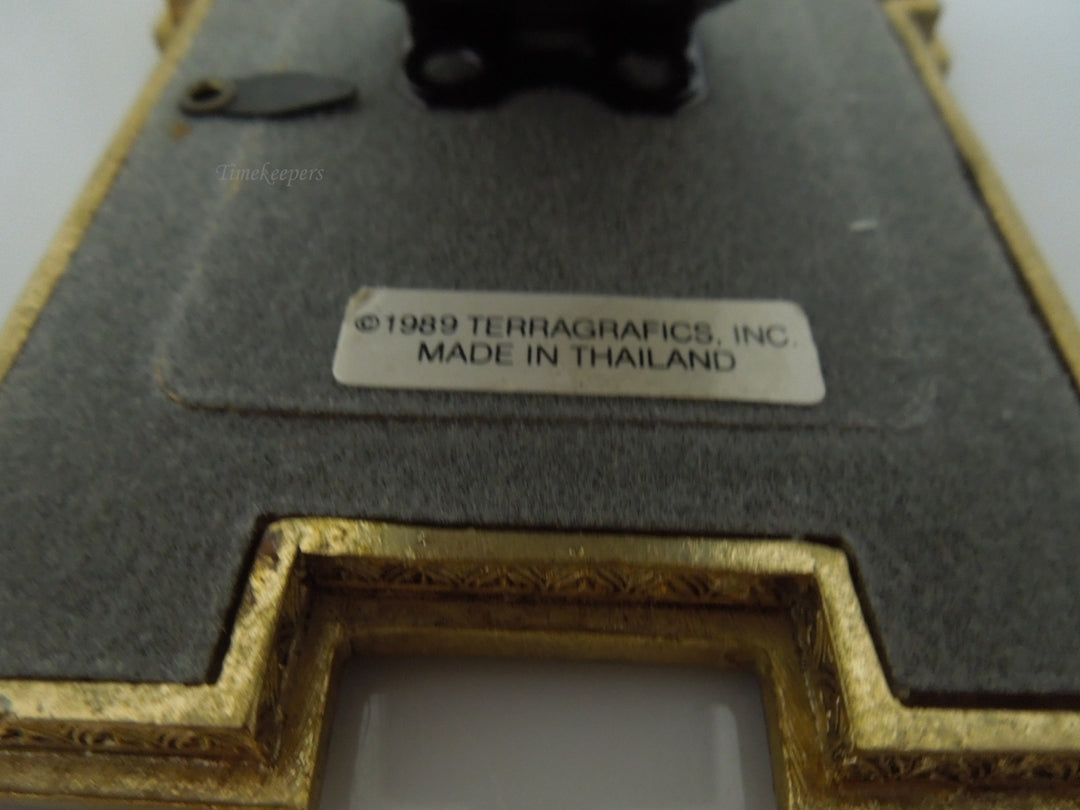 r699 Vintage Terragrafics Small Brass Enameled Tabletop Picture frame