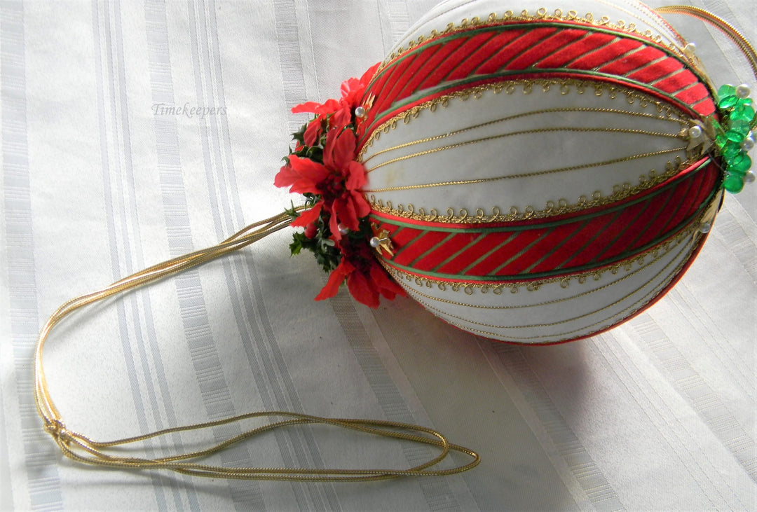 h752 Beautiful Used Large Hanging Christmas Decorated Ball