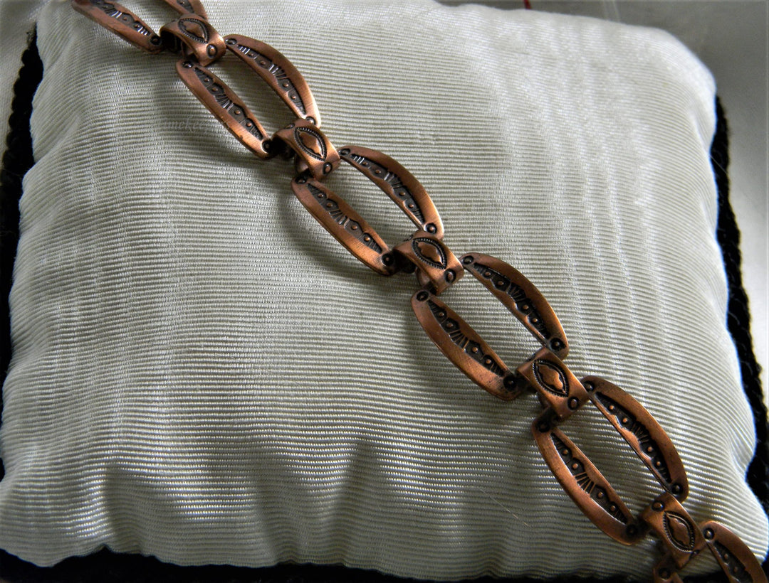 h756 Beautiful Unique Vintage Copper Rectangle Link Bracelet with Embossed Design