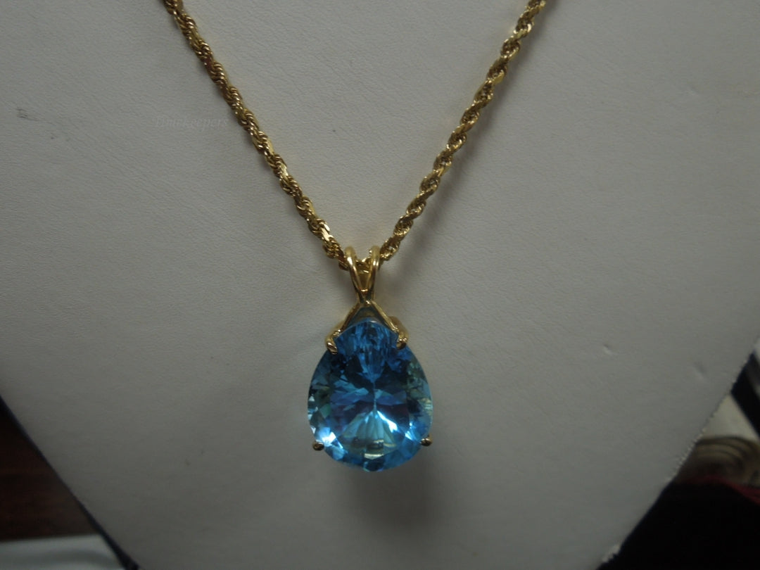 q425 Gorgeous 14kt Yellow Gold Blue Topaz Rope Chain Necklace 24"