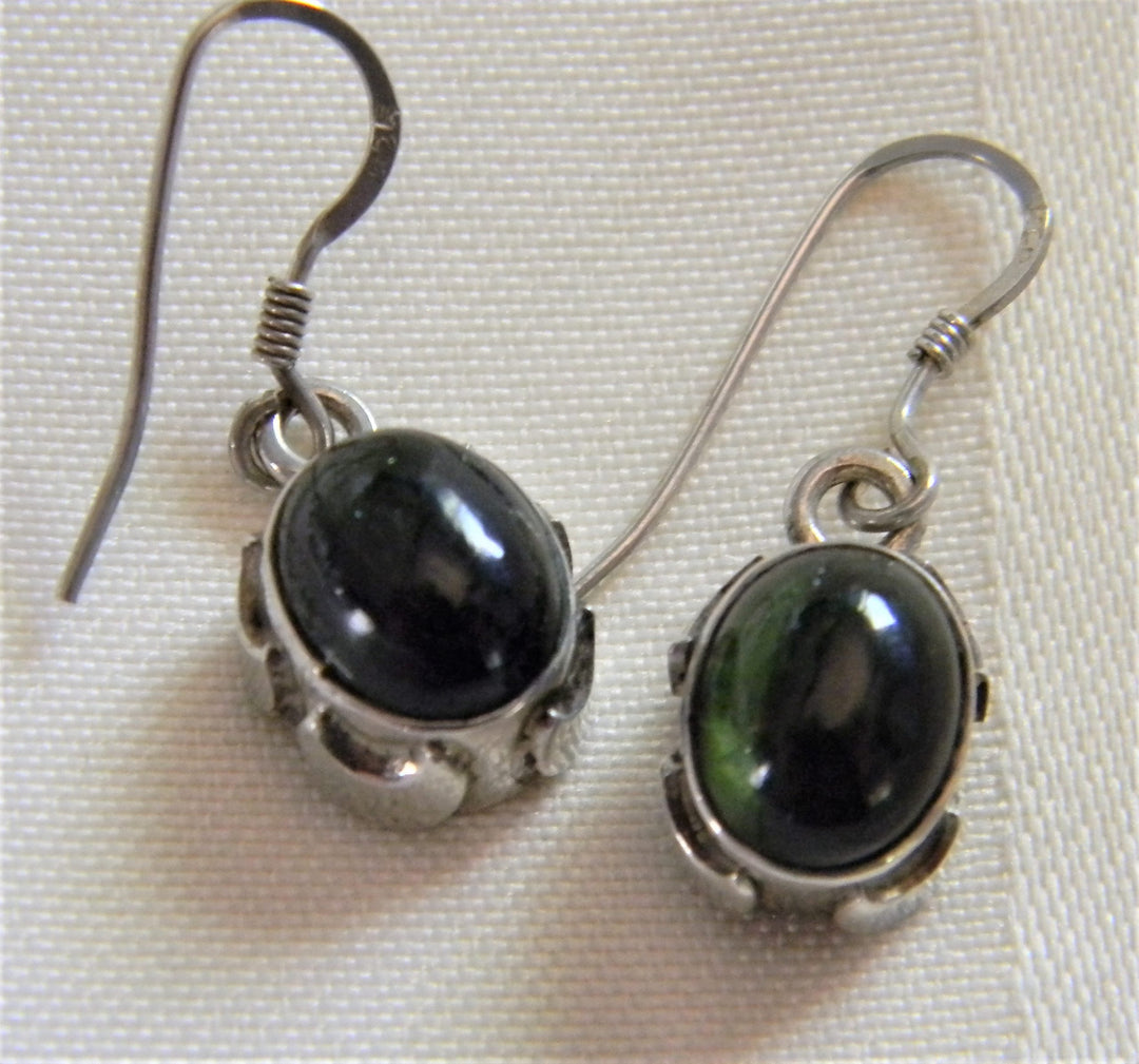 h783 Stunning Sterling Silver Dangle Earrings with Dark Green Stones
