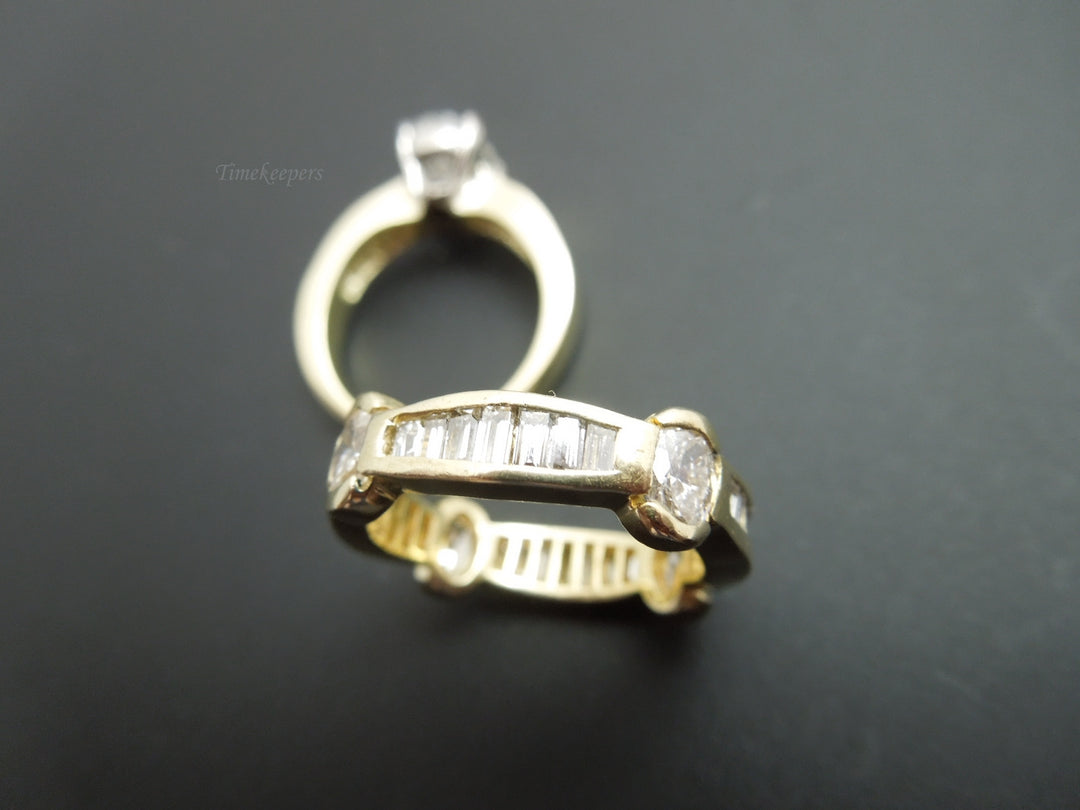 d909 Gorgeous 18k Yellow Gold Ladies Diamond Wedding Set