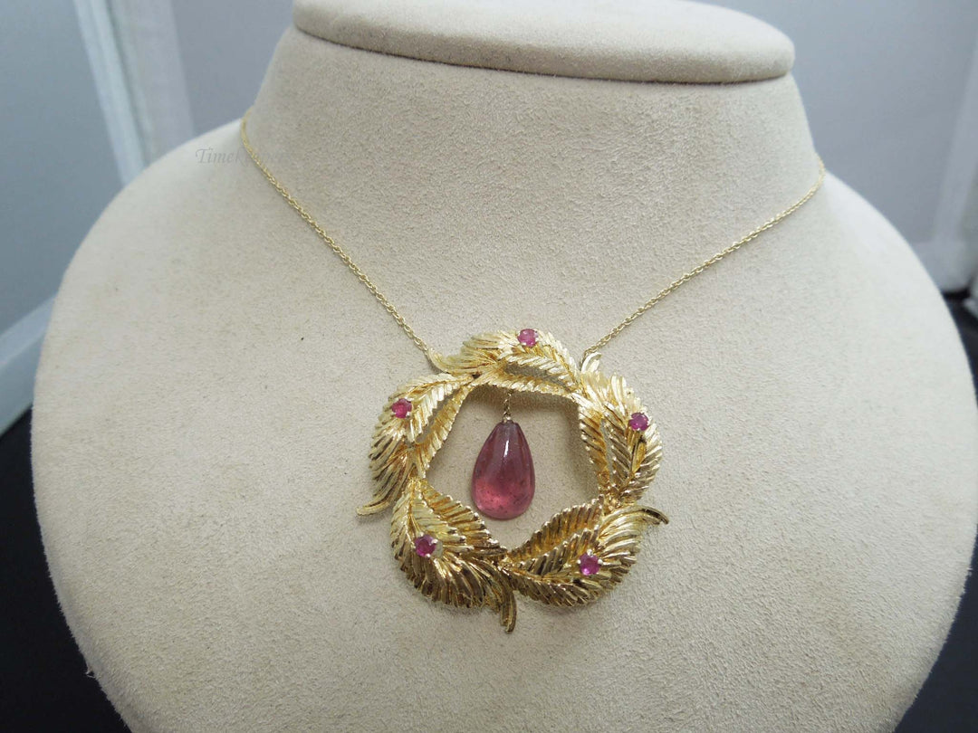b919 Beautiful 18kt Yellow Gold Leaf Wreath with Rubies and Attached Necklace