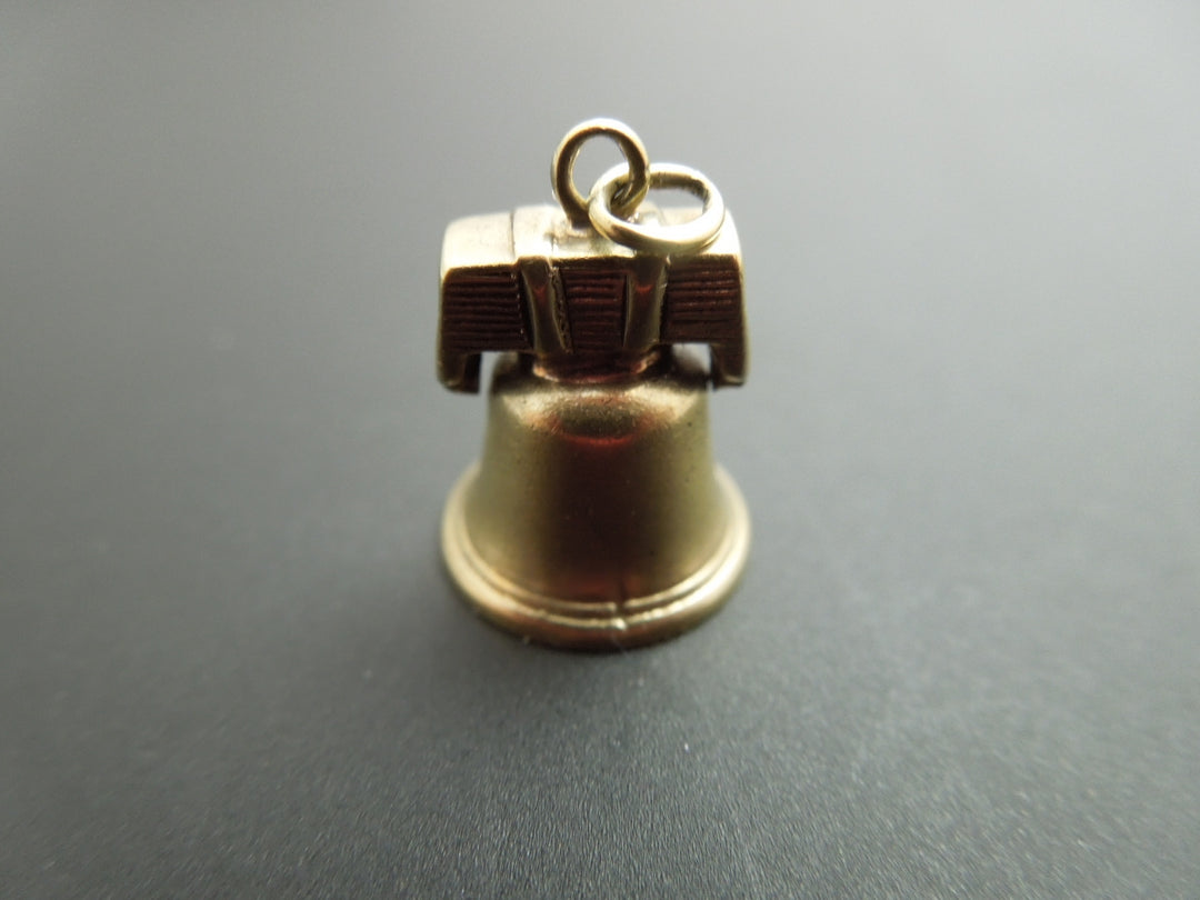 b931 Adorable 14kt Yellow Gold Moveable Bell Charm or Pendant