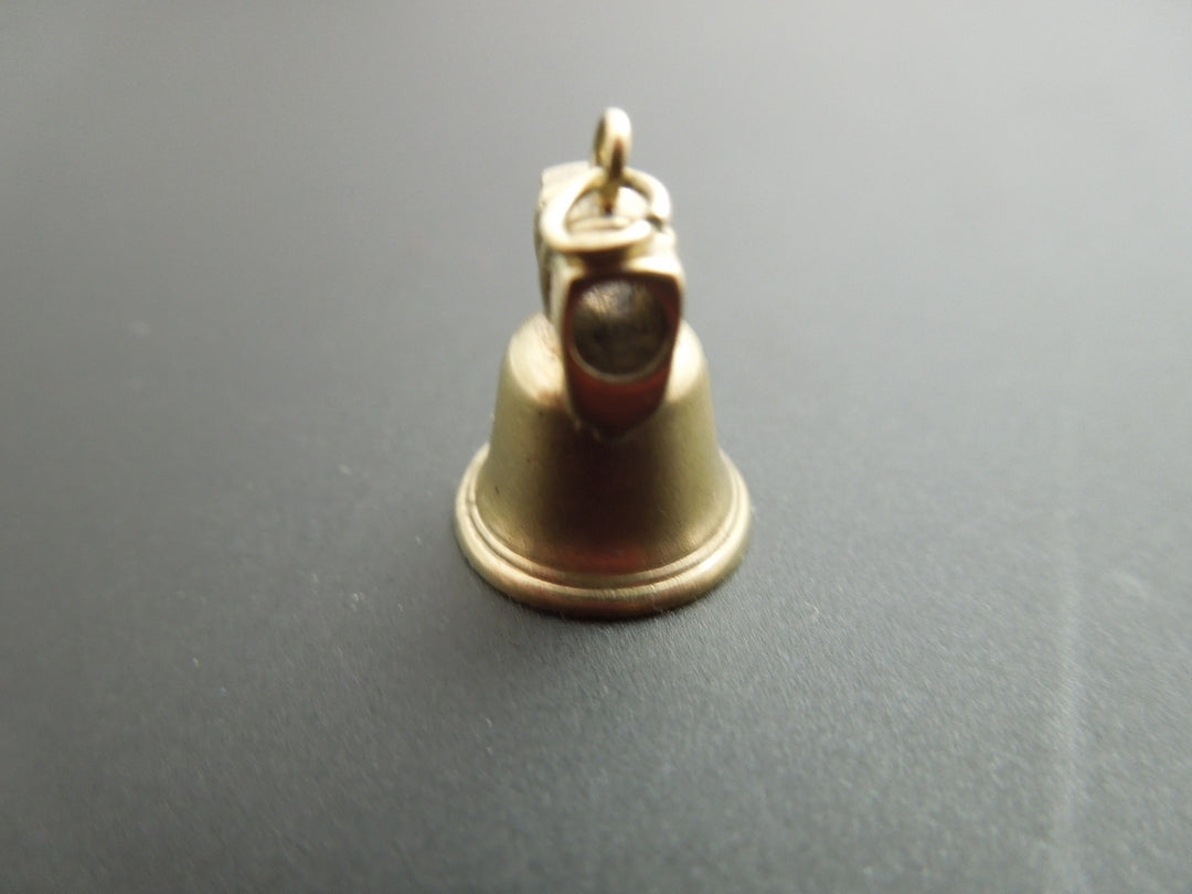 b931 Adorable 14kt Yellow Gold Moveable Bell Charm or Pendant