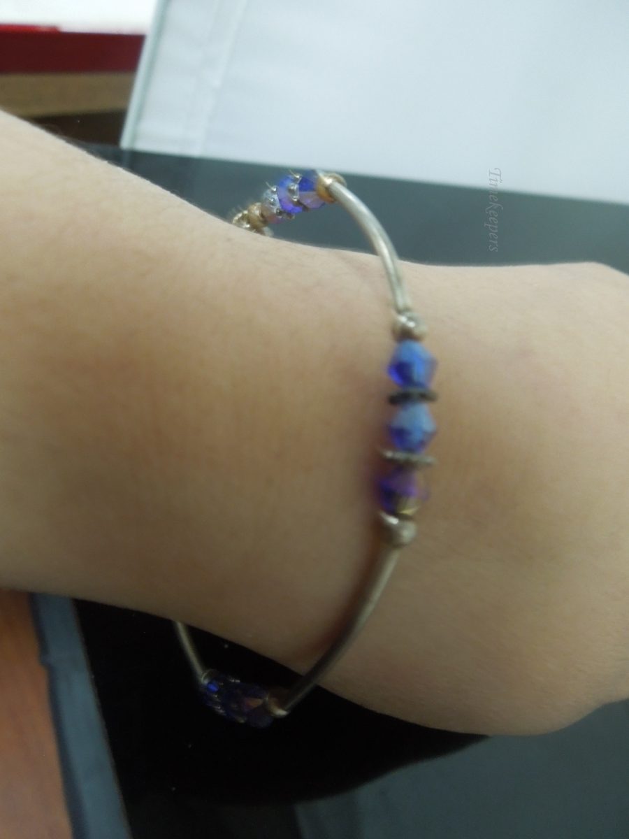 q468 Vintage Bangle Bracelet For Ladies