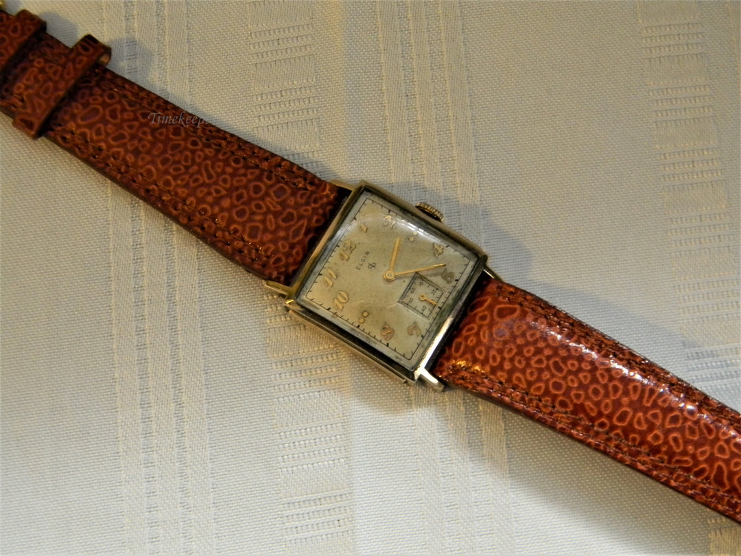 j635 Vintage Unisex Mechanical Elgin wristwatch 10k Gold Filled