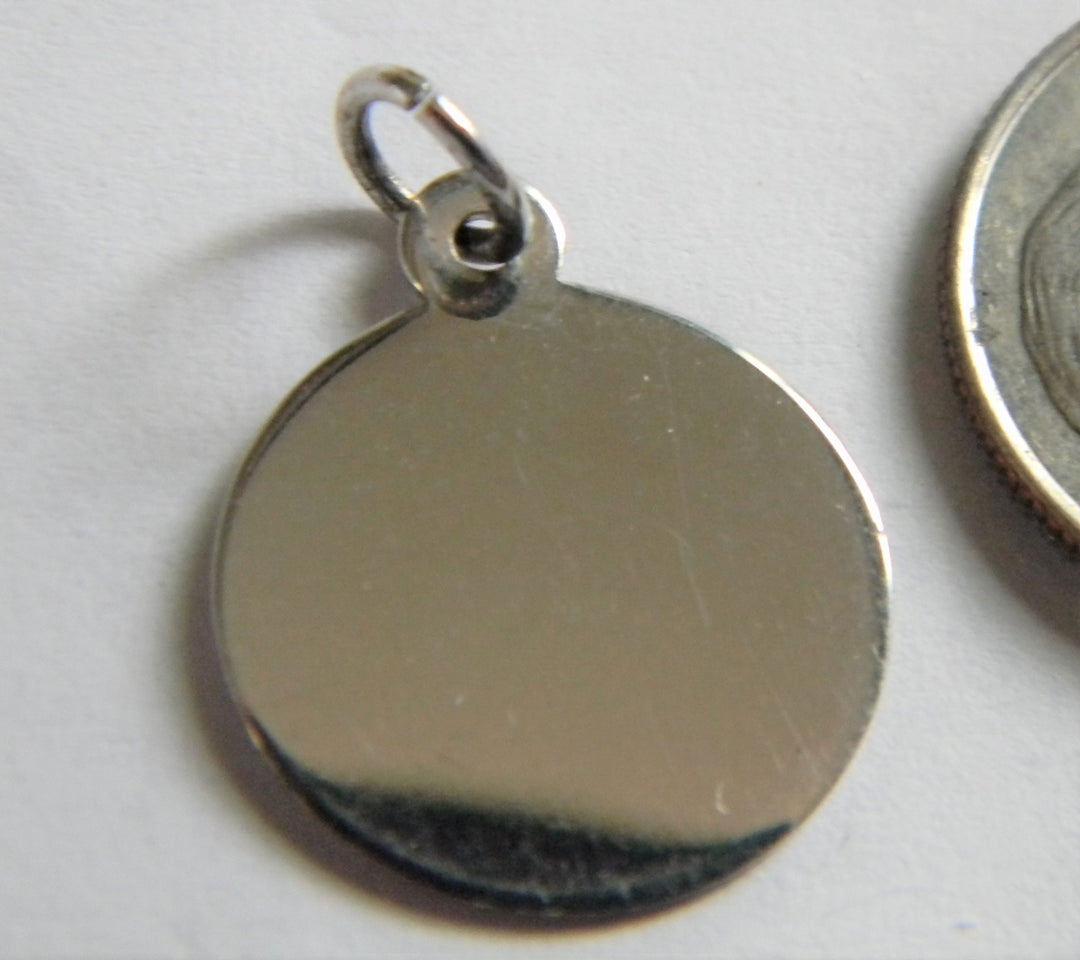 h818 Cute Sterling Silver Polished Round/ Disc Charm or Pendant