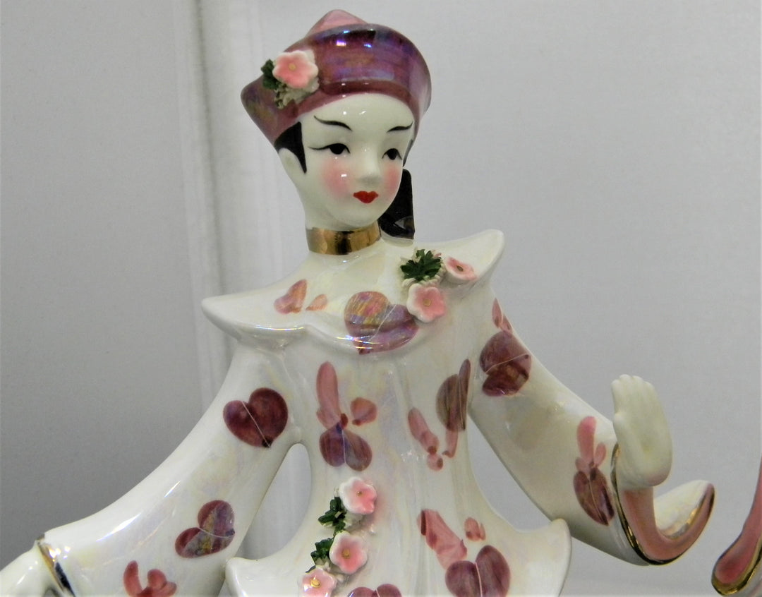 h837 Vintage Set of 2 Japanese Dancing Figurines Male and Female with Lanterns