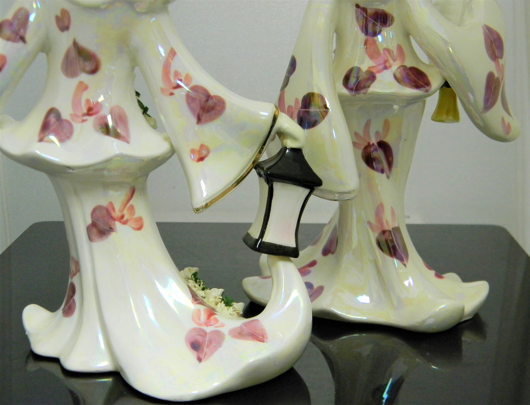 h837 Vintage Set of 2 Japanese Dancing Figurines Male and Female with Lanterns