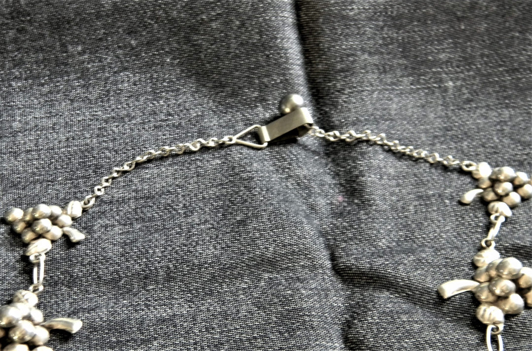 h854 Vintage Sterling Silver Necklace Bracelet Ring Earrings Set Grape Bunch