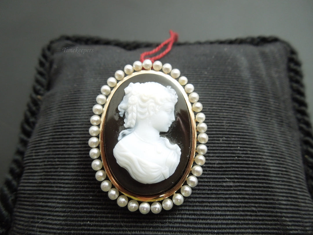 b974 Beautiful Early 1900s 14kt Yellow Gold Cameo Pearl Pin and Pendant