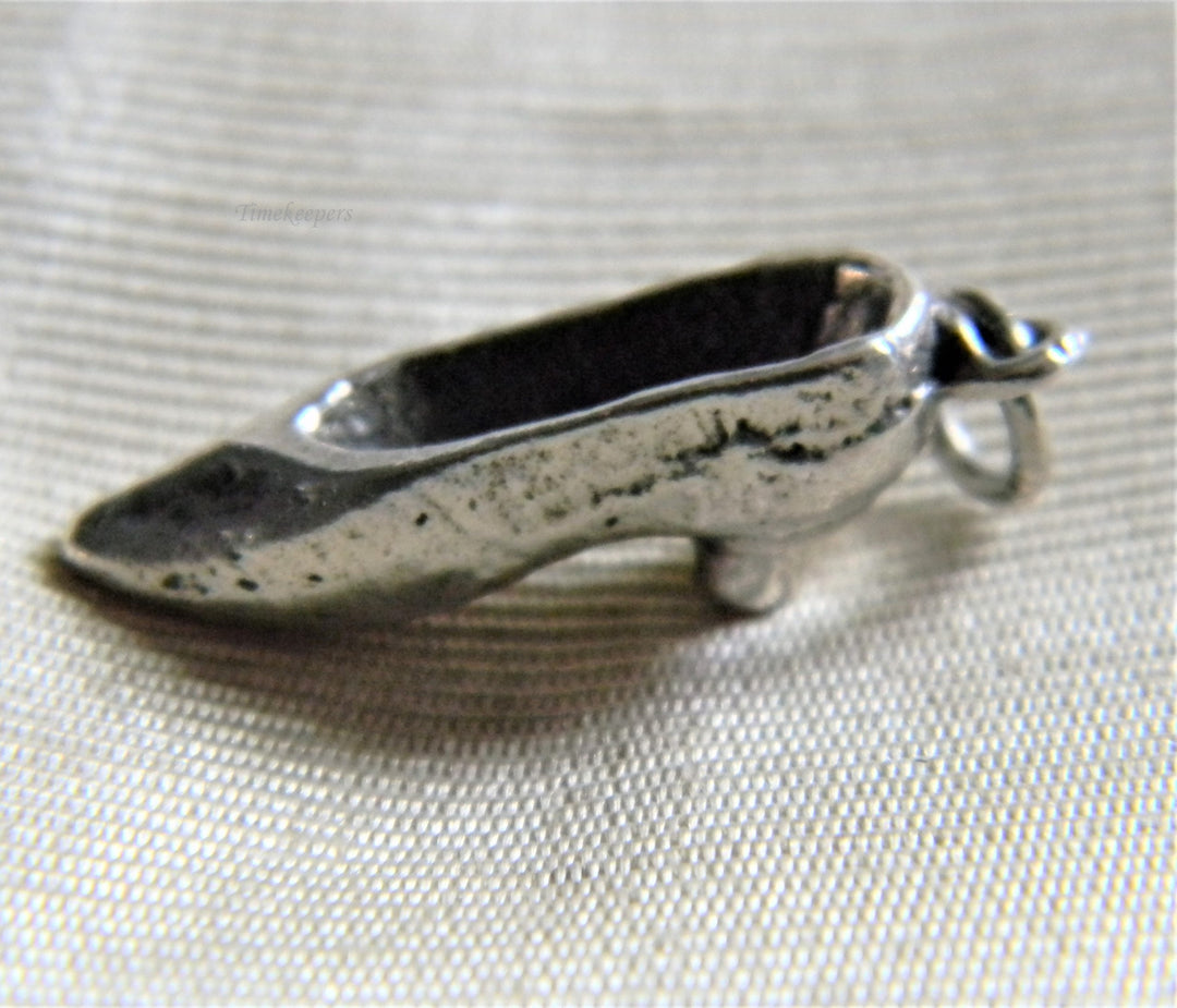 h868 Cute Vintage Sterling Silver High Heeled Pump Shoe Charm or Pendant in 3D