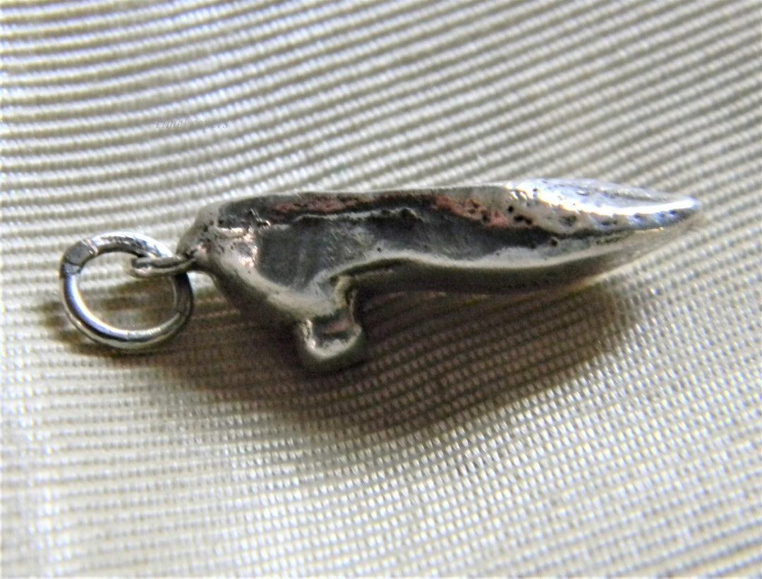 h868 Cute Vintage Sterling Silver High Heeled Pump Shoe Charm or Pendant in 3D