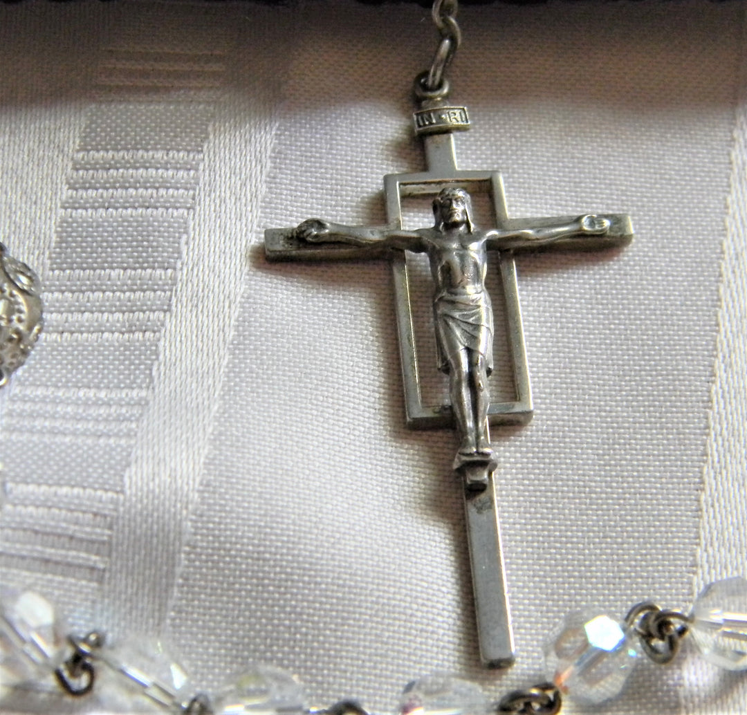h880 Beautiful Vintage Rosary with Faceted Crystal Beads Sterling Accessories