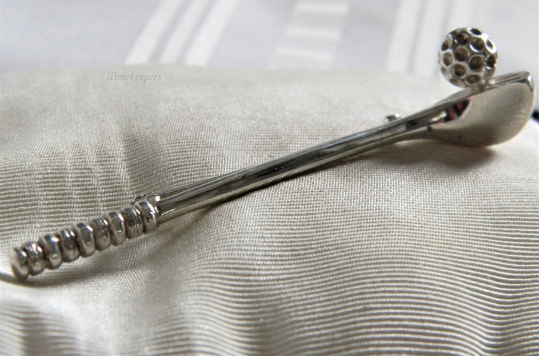 h884 Nice vintage Sterling Silver Golf Club and Ball Brooch from Mexico