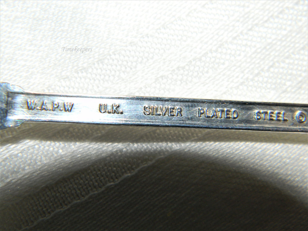 j677 Nice Preowned Stainless Steel Collector Spoon from Canada