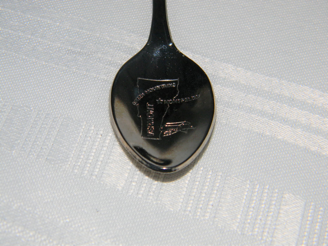 j685 Nice Preowned Stainless Steel Collector Charm Spoon from Vermont