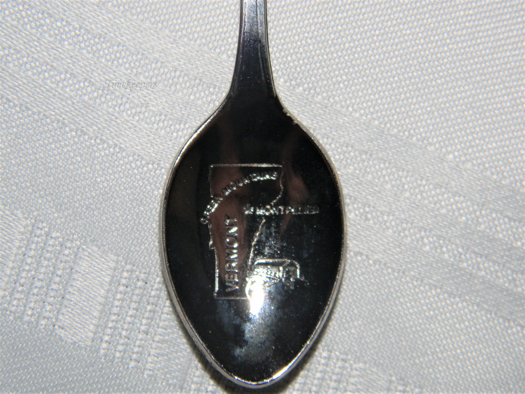 j685 Nice Preowned Stainless Steel Collector Charm Spoon from Vermont