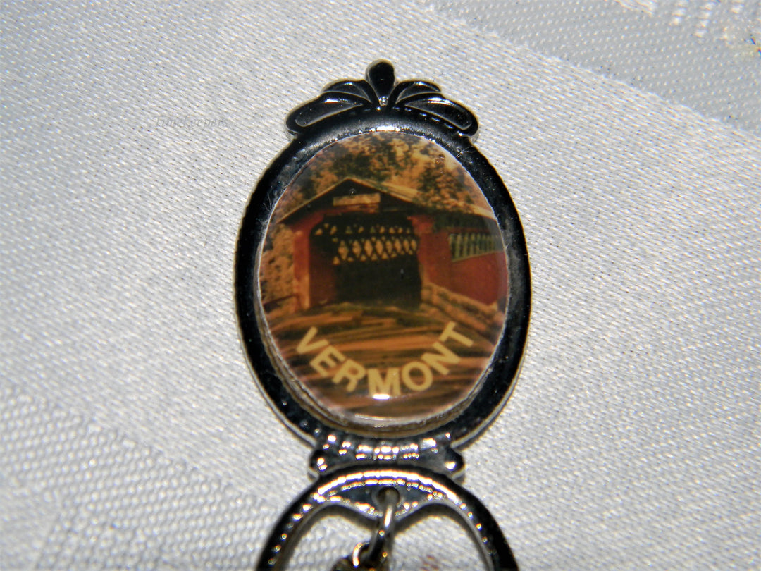 j685 Nice Preowned Stainless Steel Collector Charm Spoon from Vermont