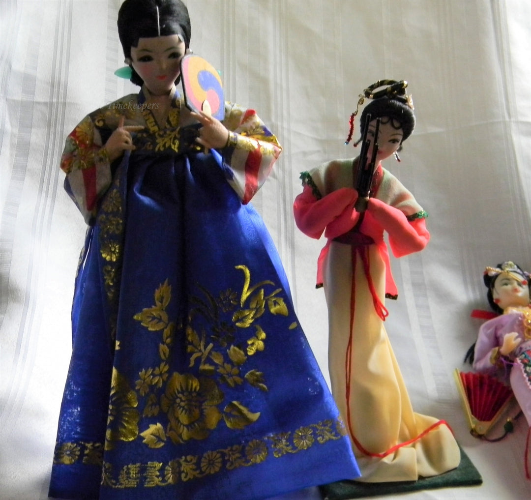 h911 Great Vintage Trio of Korean Dolls
