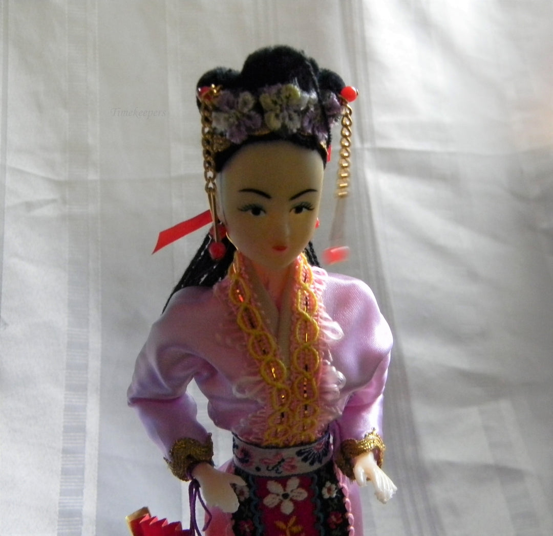 h911 Great Vintage Trio of Korean Dolls