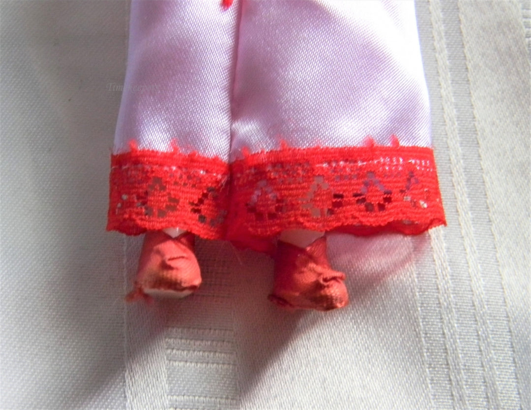 h911 Great Vintage Trio of Korean Dolls