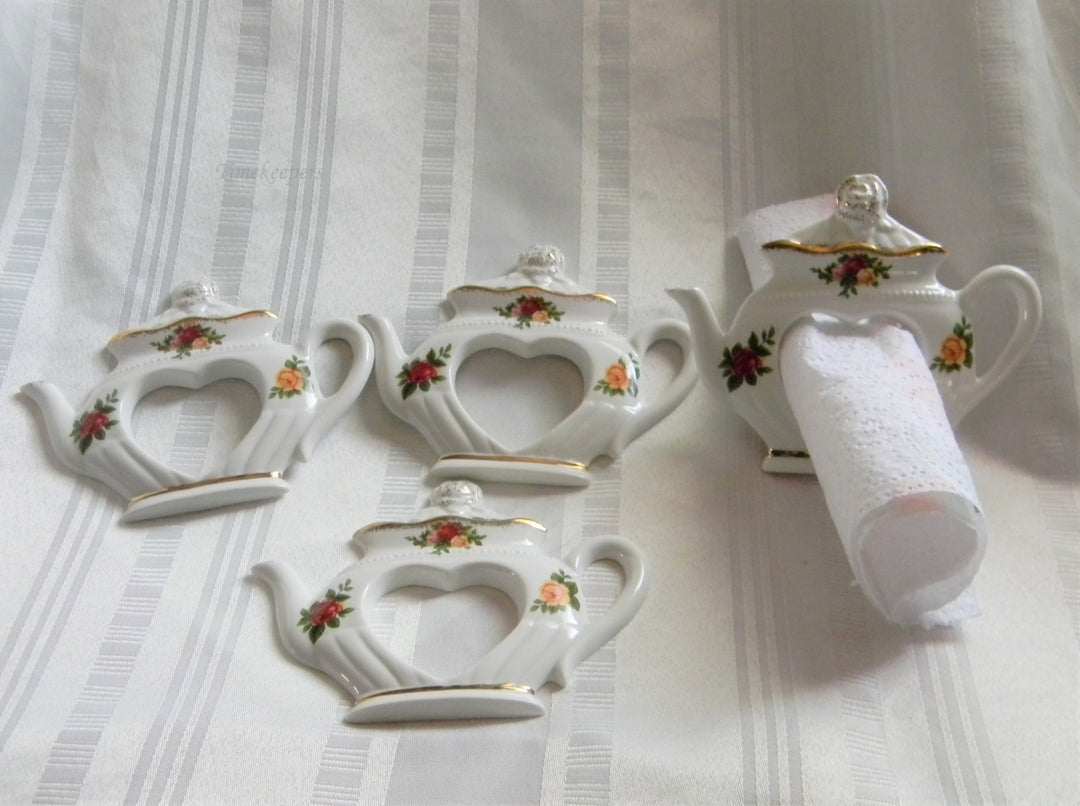 h917 Beautiful Vintage Set of 4 China Royal Albert Country Roses Napkin Rings
