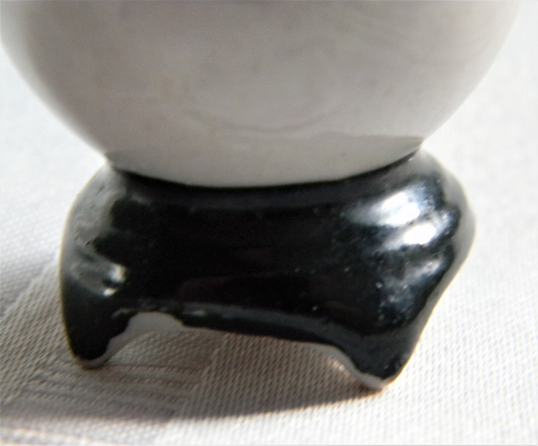 h918 Beautiful Vintage Tiny PICO Vase with Painted Flowers Occupied Japan