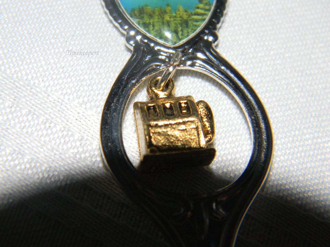 j696 Nice Preowned Stainless Steel Collector Charm Spoon from Lake Tahoe