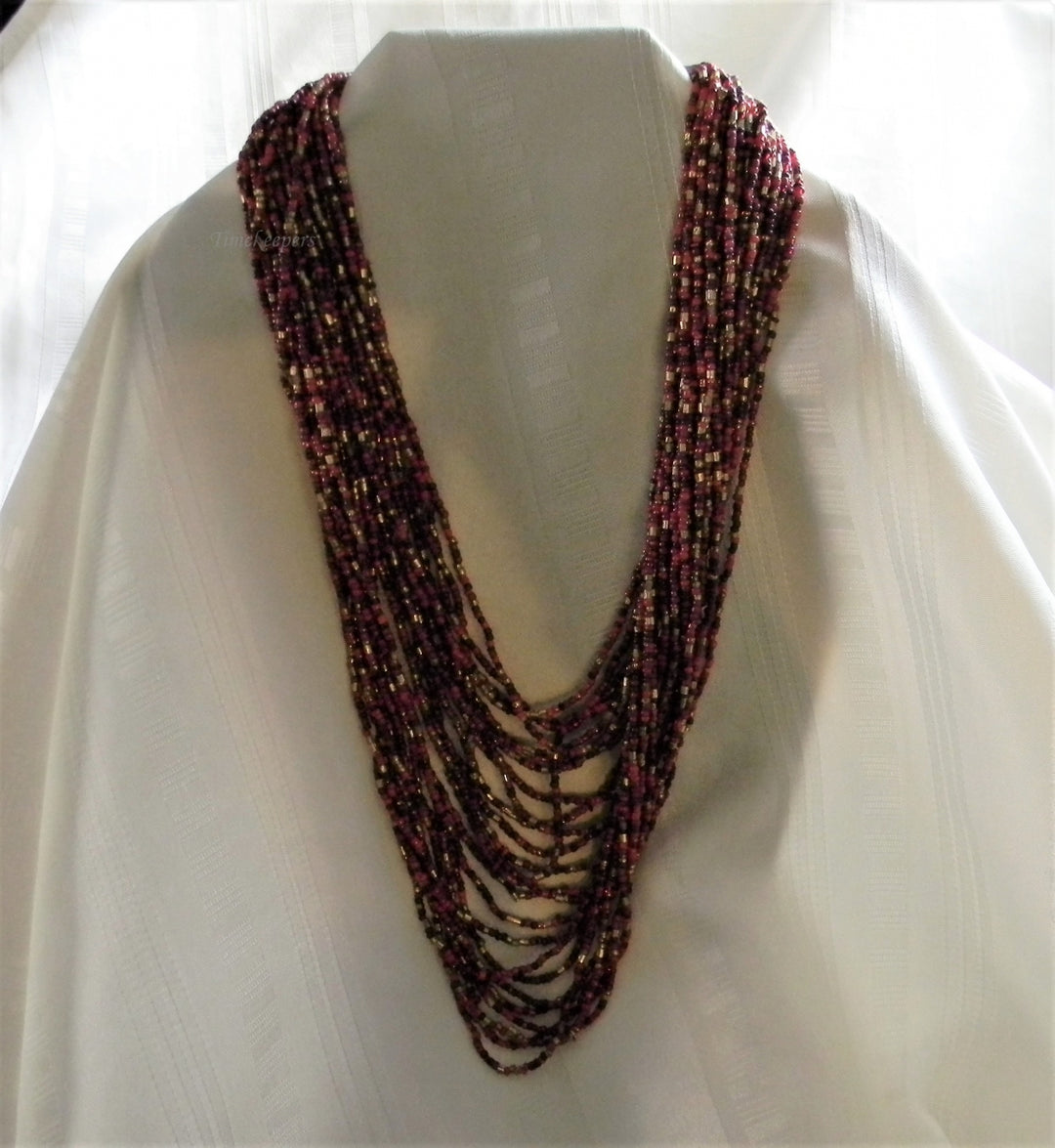 h925 Beautiful Red Tones Seed Multi Strand Beaded Necklace with Gold Tone Clasp