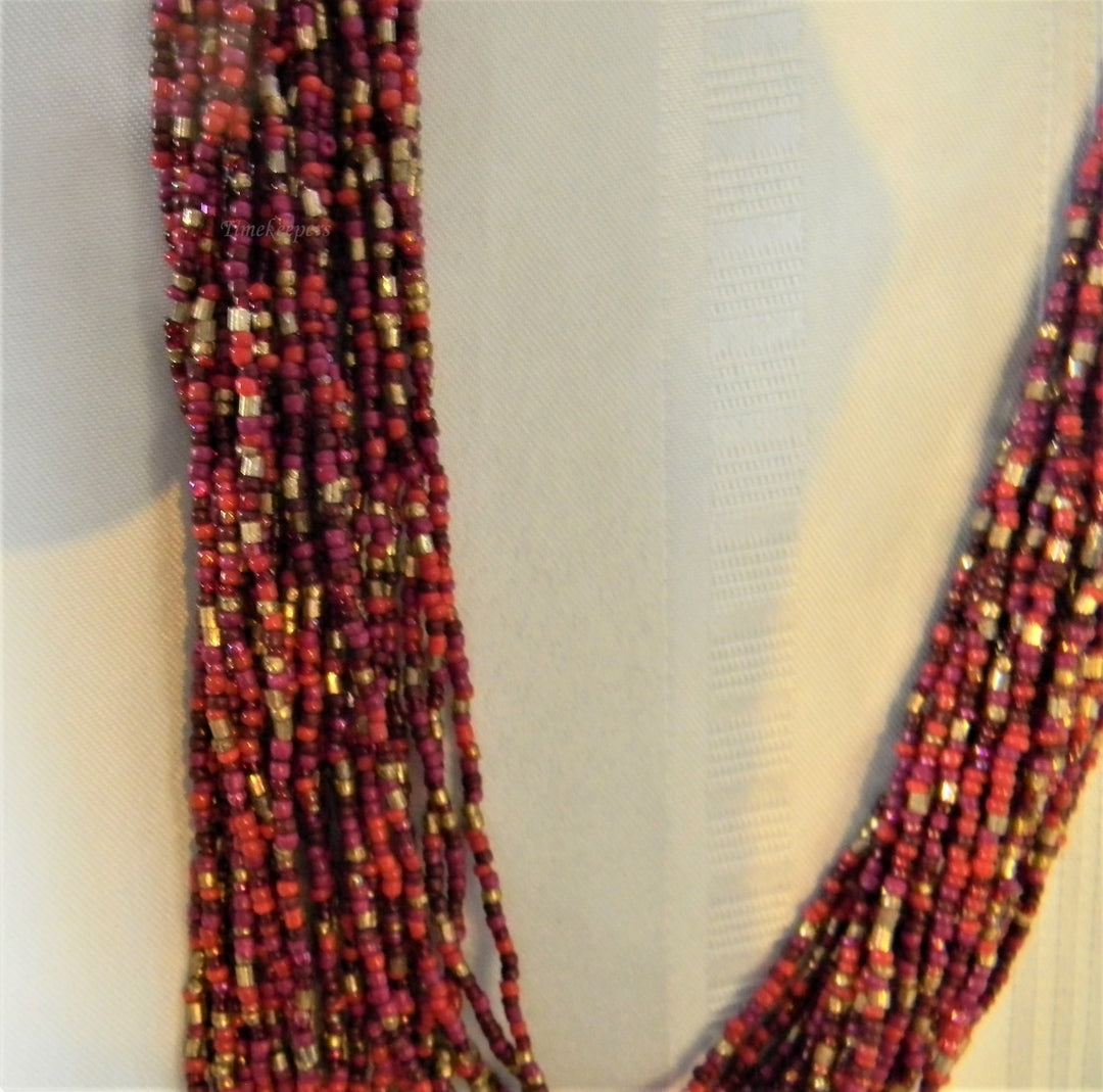 h925 Beautiful Red Tones Seed Multi Strand Beaded Necklace with Gold Tone Clasp