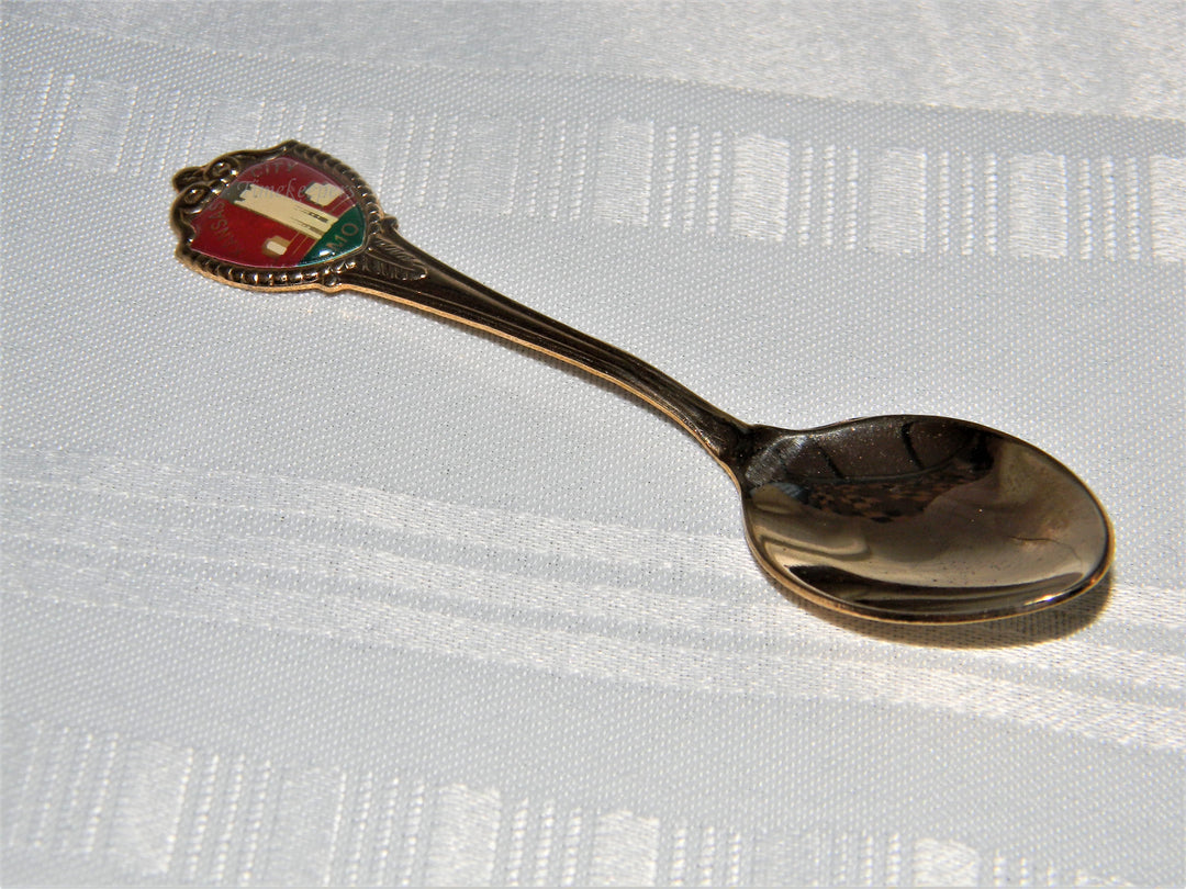 j698 Nice Preowned Souvenir Mini Spoon in Gold Wash from Kansas City, MO