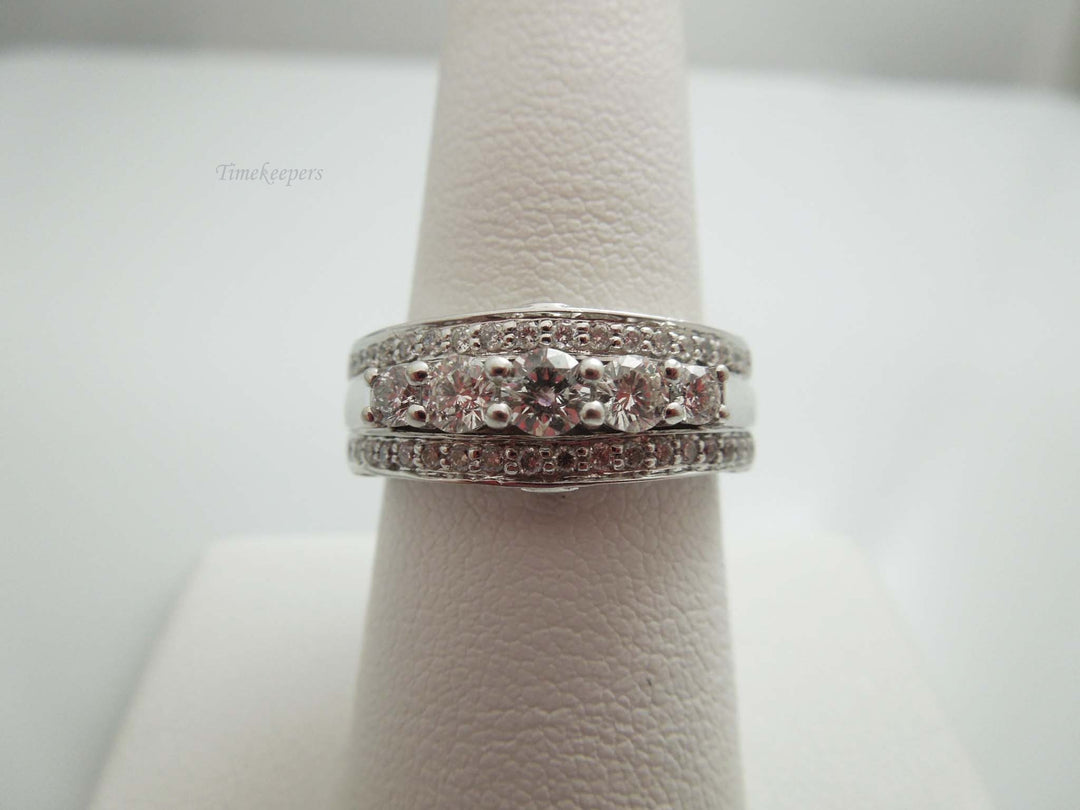 g564 Stunning Ladies 14kt White Gold Diamond Anniversary or Wedding Band