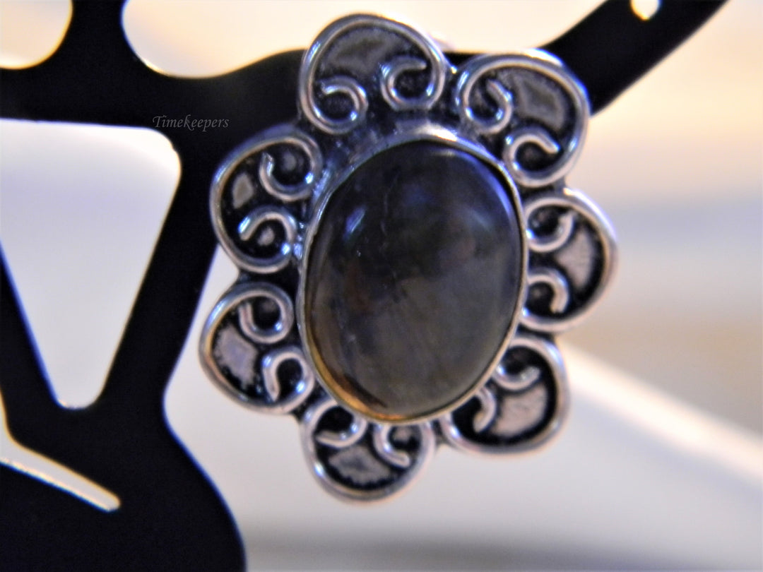 j705 Beautiful Sterling Silver Earrings with Dark MOP Cabachon