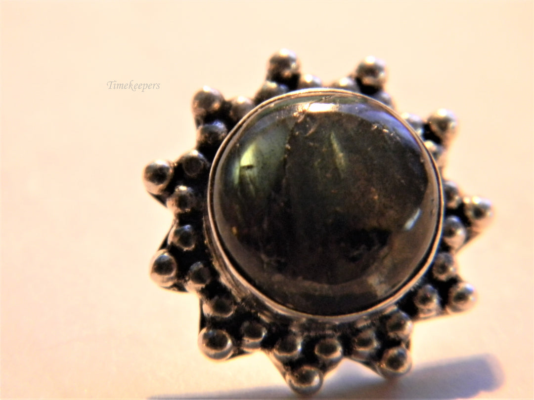 j706 Beautiful Round Sterling Silver Earrings with Dark MOP Cabachon