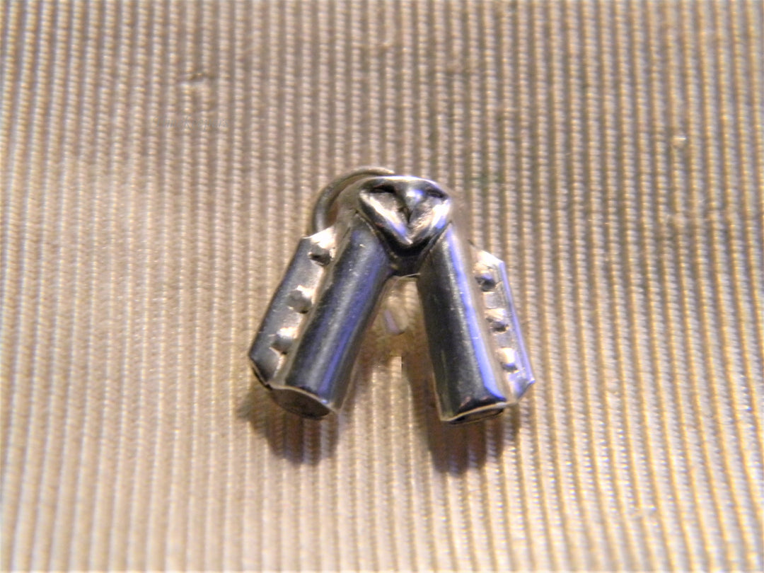 j710 Nice Vintage Sterling Chaps Charm/ Pendant