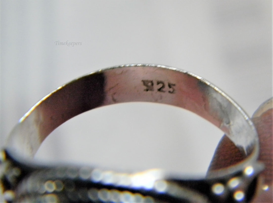 h957 Vintage Sterling Silver Ring with Cabochon Obsidian Black and White