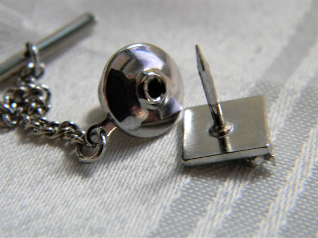 j722 Retro Square Tie Tack with etchings and Scroll work in silver tone