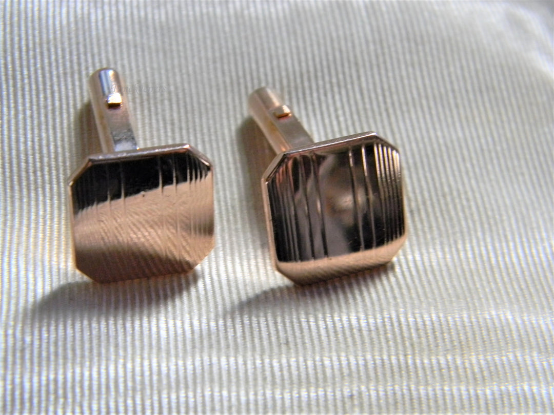 j742 Handsome Vintage Square Striped Cuff Links in Rose Gold Tone