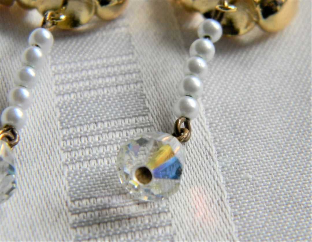 h977 Beautiful Gold Tone Dangle Earrings with Faux Pearls and Crystal Stones