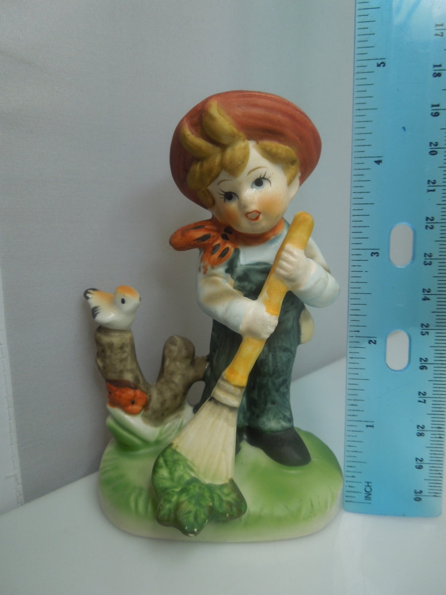q735 Vintage FLAMBRO Collectors Choice Series Ceramic Figurine 5" Boy Tag & Mark
