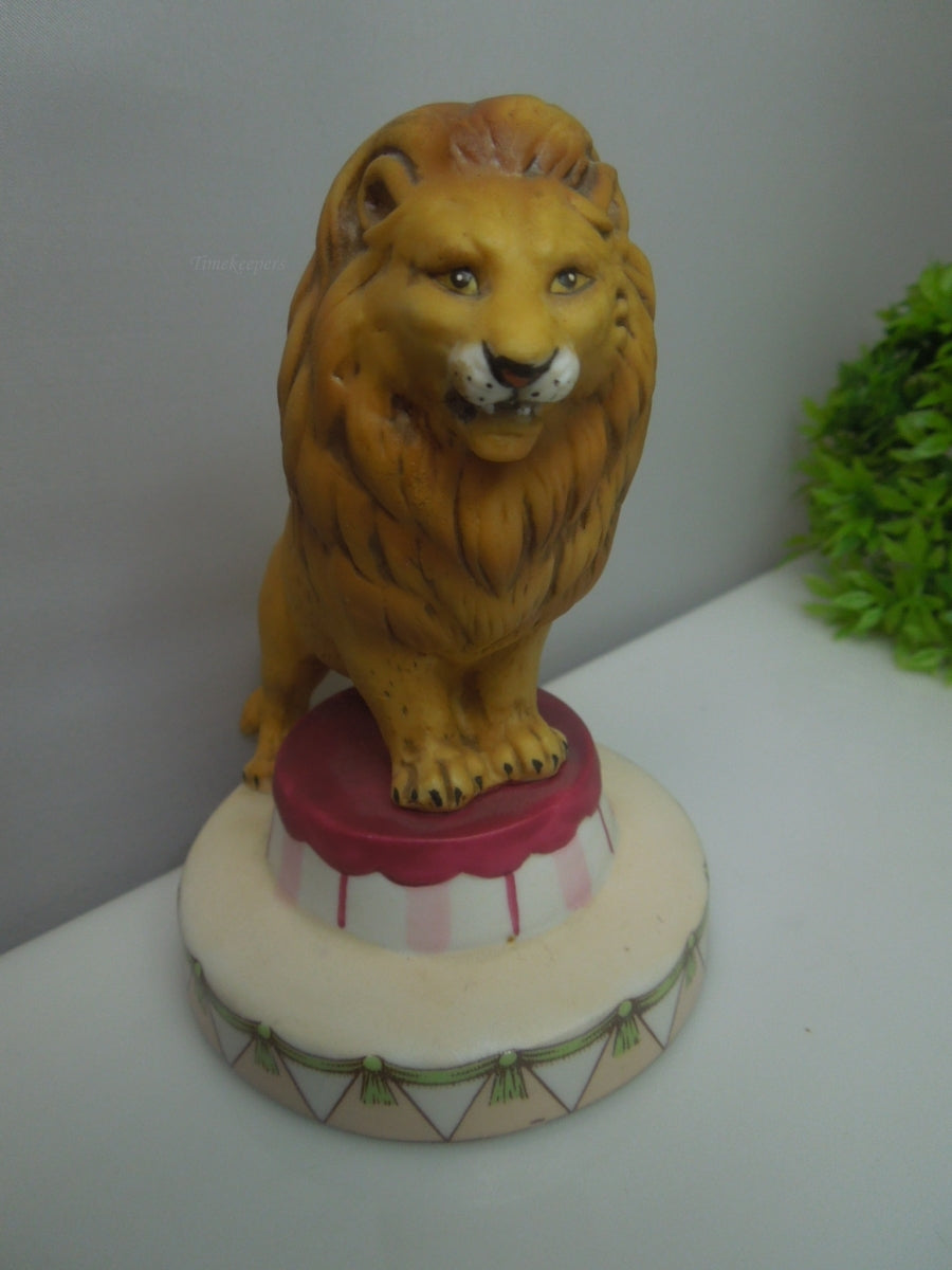 q738 Vintage 1983 Circus Royale Applause Lion Ceramic Figurine #9608