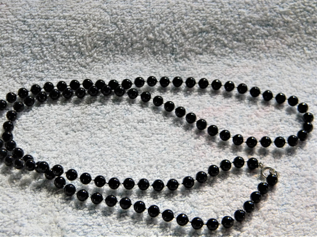 j765 Lovely Black Plastic Bead Single Strand Necklace 30" with Spring Clasp
