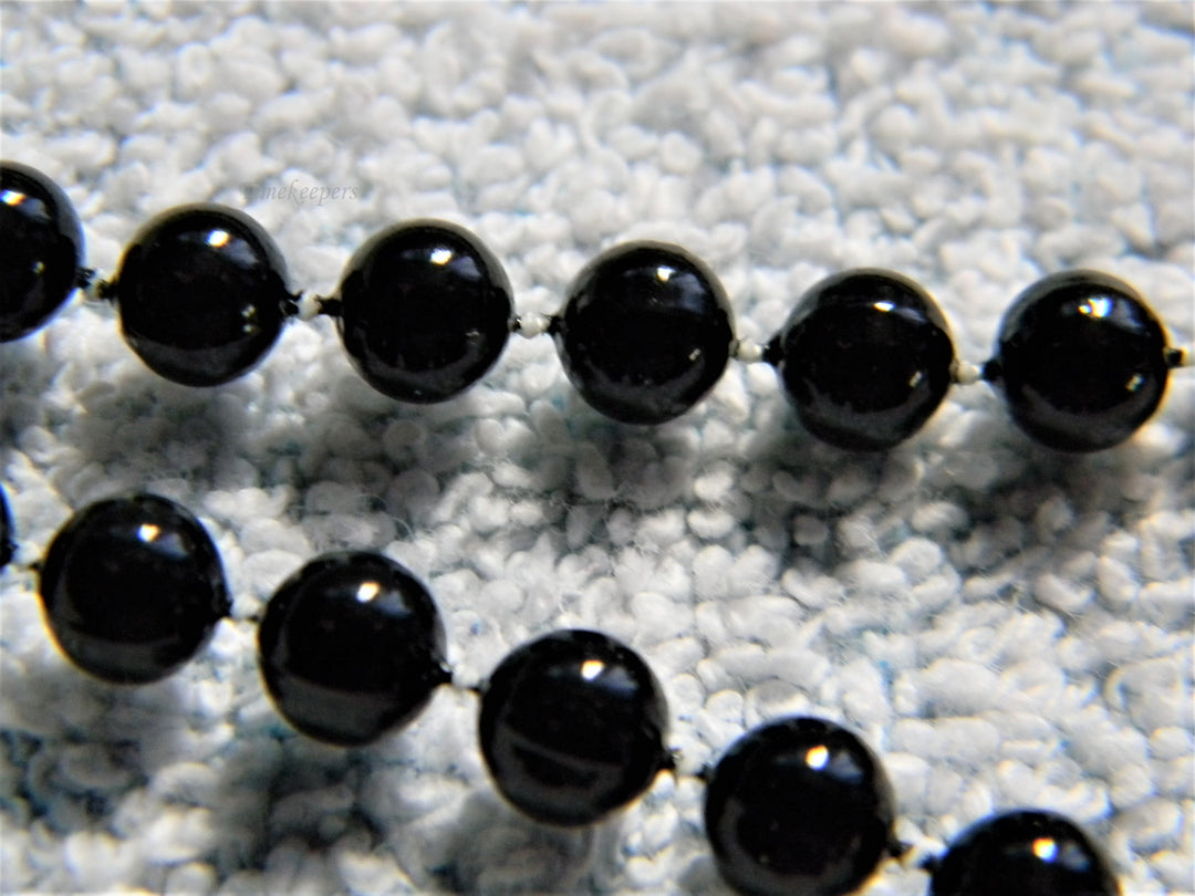 j765 Lovely Black Plastic Bead Single Strand Necklace 30" with Spring Clasp