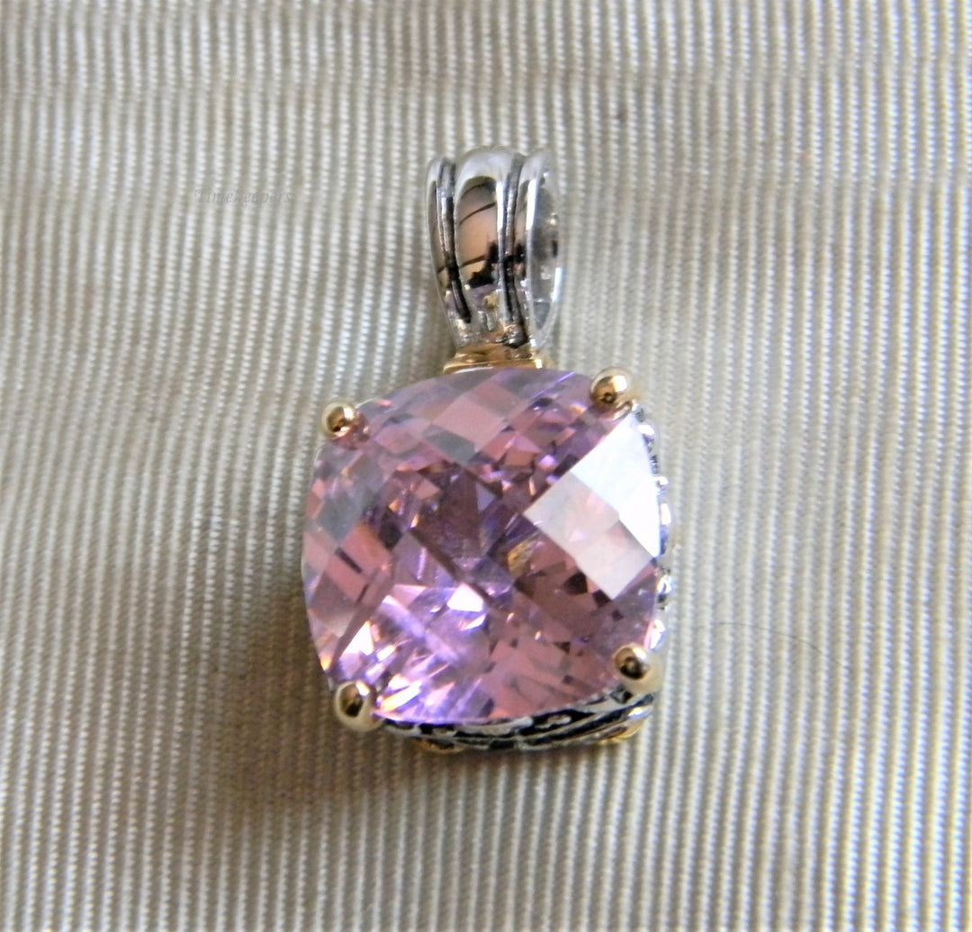h695 Vintage Two Tone Scissor Cut Pink Stone Pendant
