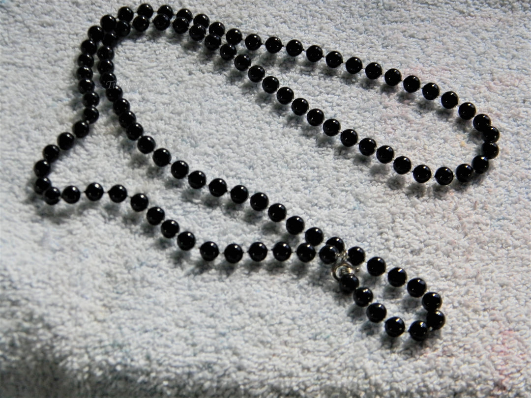 j765 Lovely Black Plastic Bead Single Strand Necklace 30" with Spring Clasp