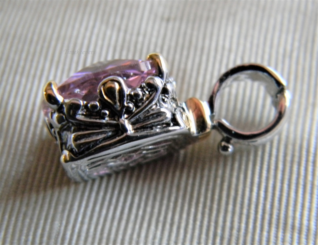 h695 Vintage Two Tone Scissor Cut Pink Stone Pendant