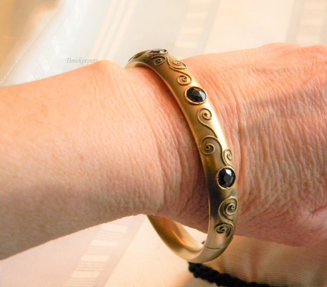 p011 Stunning Gold Filled Hinged Bangle Bracelet with Amethyst Stones