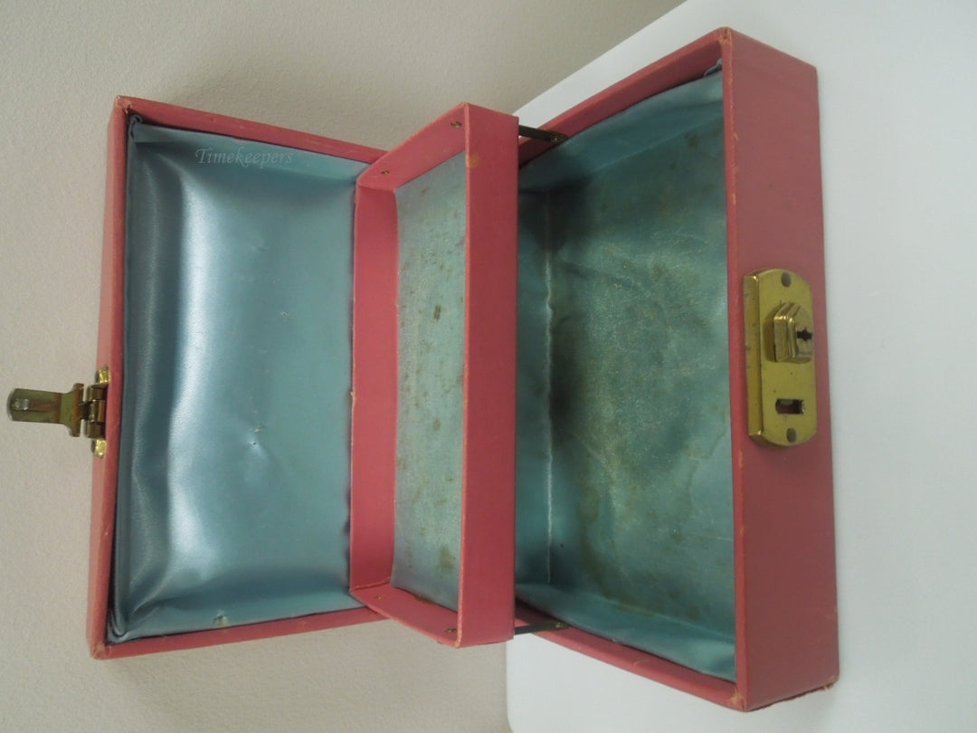 q811 Vintage Jewelry Box Upholstery Cloth Vanity Box Trinket Box